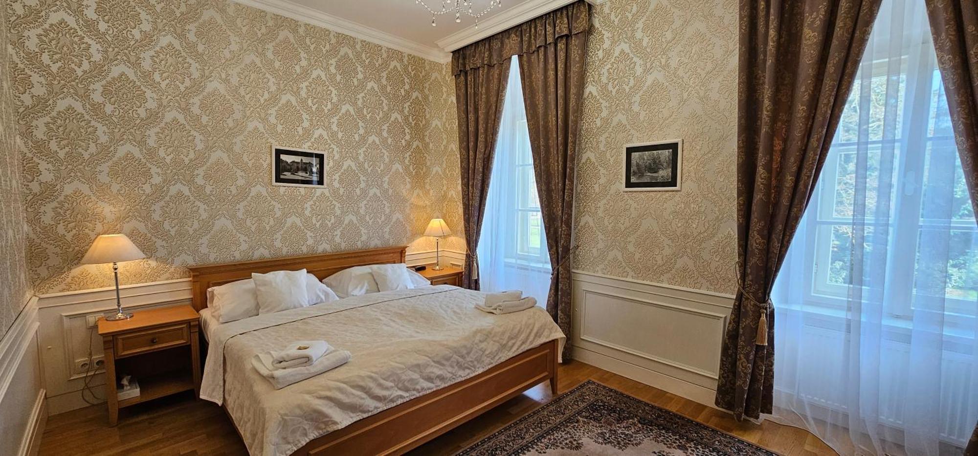 Zamecky Hotel Lednice Exterior foto