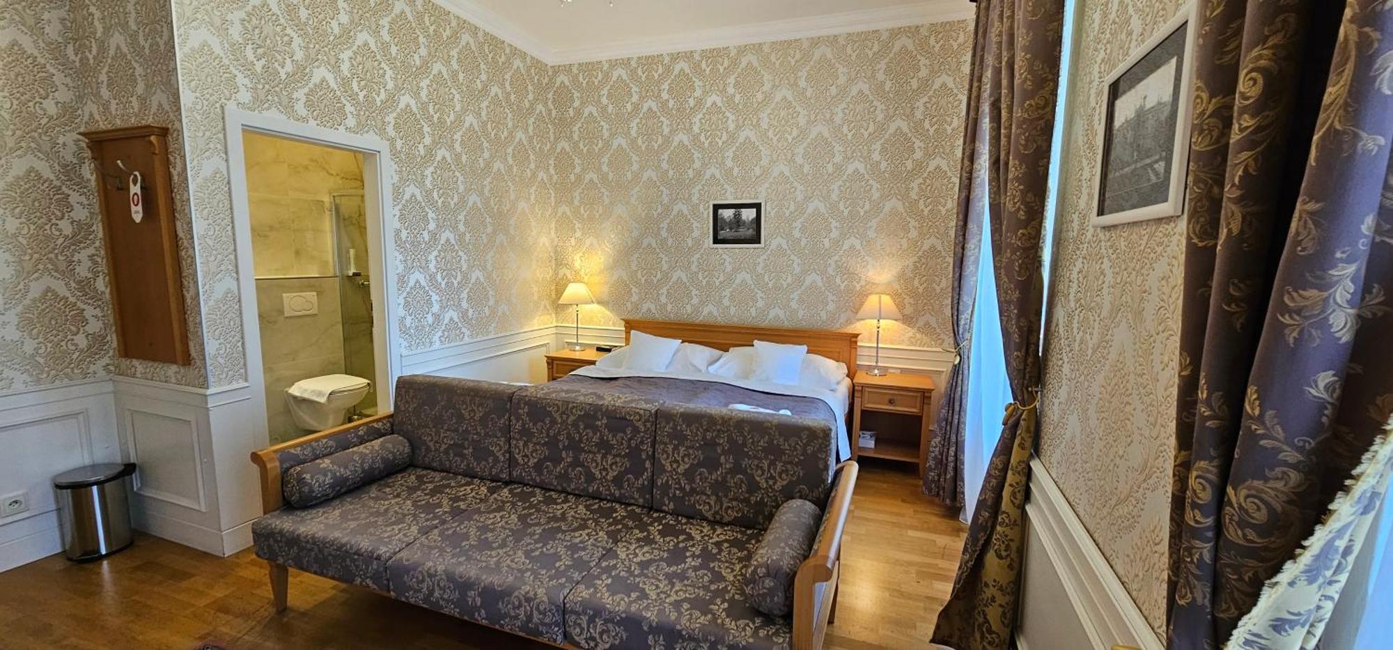 Zamecky Hotel Lednice Exterior foto